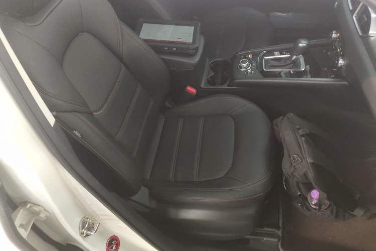 Used Mazda CX-5 2024 2.0L Automatic Two-Wheel Drive ZhiShang Version Right Front Seat