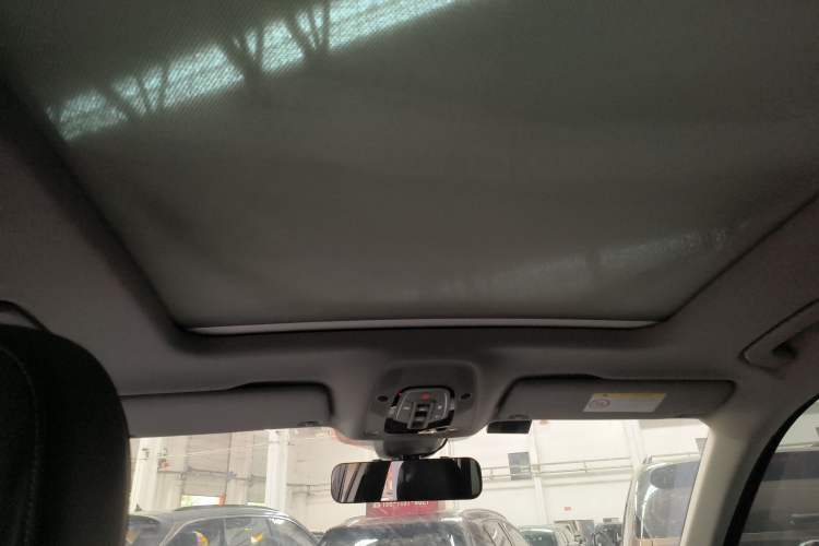 Used Audi Q5L 2018 45 TFSI Prestige Fashion Edition China V Emission Standard Headliner