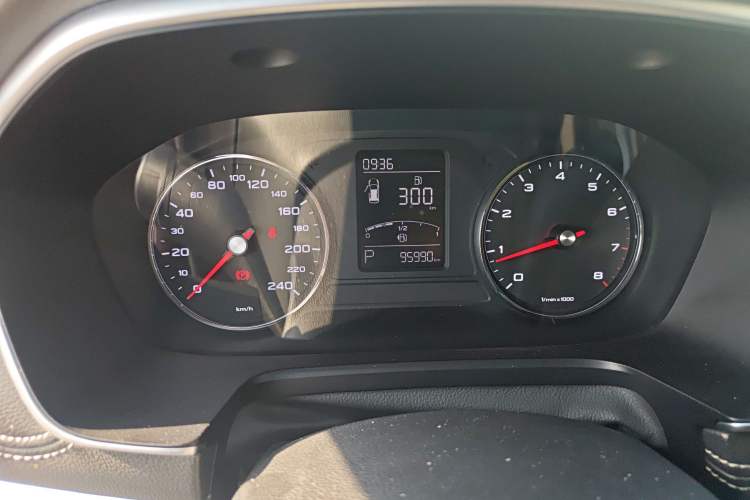 Used Roewe RX5 2019 20T Two-Wheel Drive Automatic 4G Connected Platinum Edition