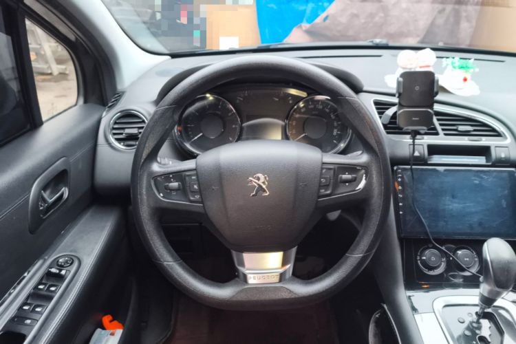 Used Peugeot 3008 2016 2.0L Automatic Classic Edition Steering Wheel