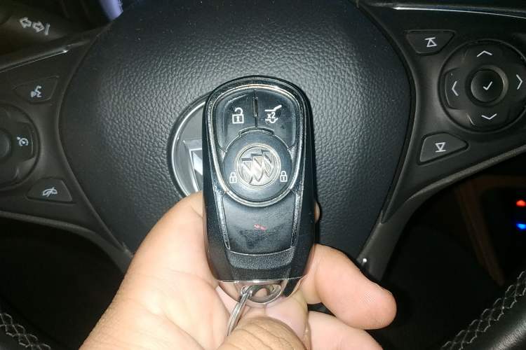 Used Buick Envision 2018 28T Four-Wheel Drive Elite Version