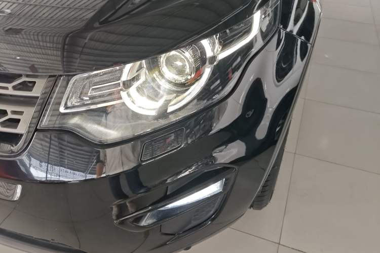 Used Land Rover Discovery Sport 2019 240 PS SE Version China VI Standard