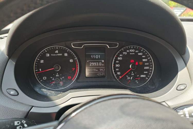 Used Audi Q3 2016 30 TFSI Collector's Edition Comfort Model
