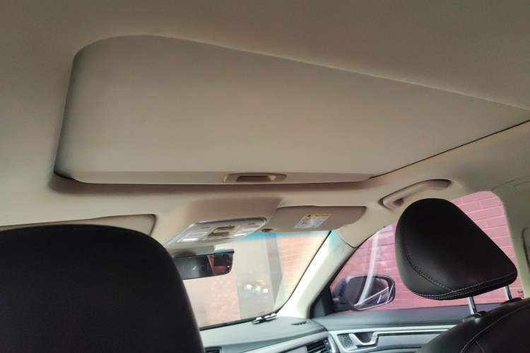 Used Geely Auto Emgrand GL 2019 1.4T Manual Elite Smart Edition Headliner