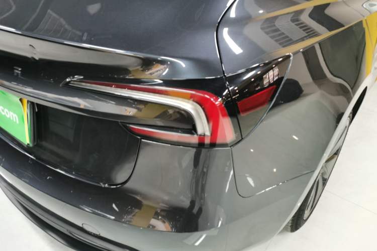 Used Tesla Model 3 2023 Rear-Wheel-Drive Version
