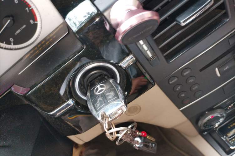 Used Mercedes-Benz GLK-Class 2011 GLK 300 4MATIC Fashion Model Vehicle Key