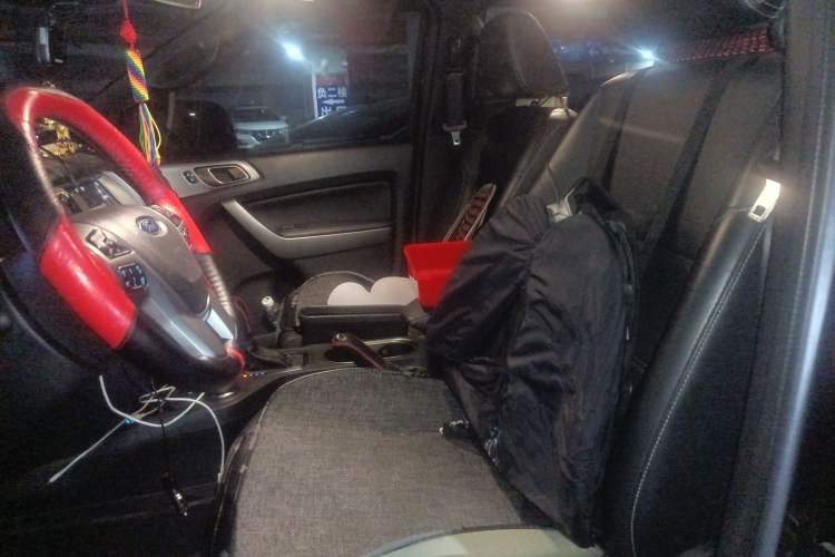 Used Ford Everest 2017 2.0T Gasoline Automatic 4x4 Luxury Edition 5 Seats