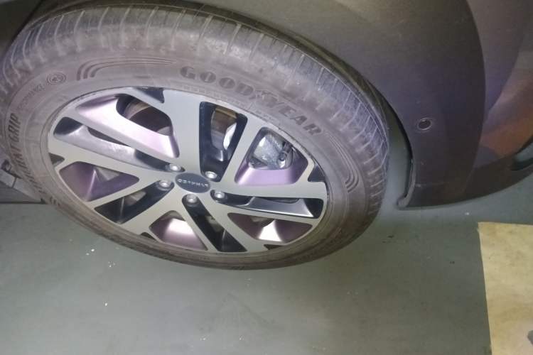 Used Lynk & Co 02 2022 1.5T DCT Shine Pro Right Front Wheel Hub