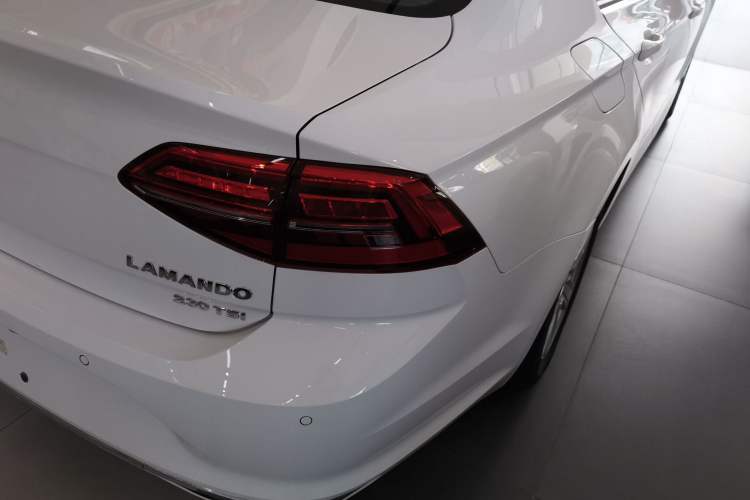 Used Volkswagen Lamando 2021 230TSI DSG Fashion Edition