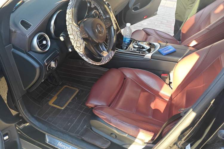 Used Mercedes-Benz GLC 2019 GLC 260 L 4MATIC Dynamic Model
