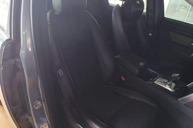 Used Land Rover Discovery Sport 2020 249 PS R-Dynamic Performance Edition