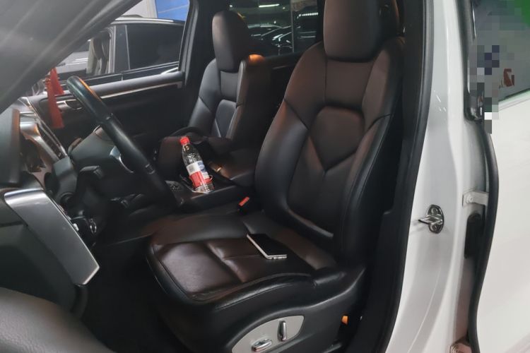 Used Porsche Cayenne 2011 Cayenne S 4.8L Left Front Seat