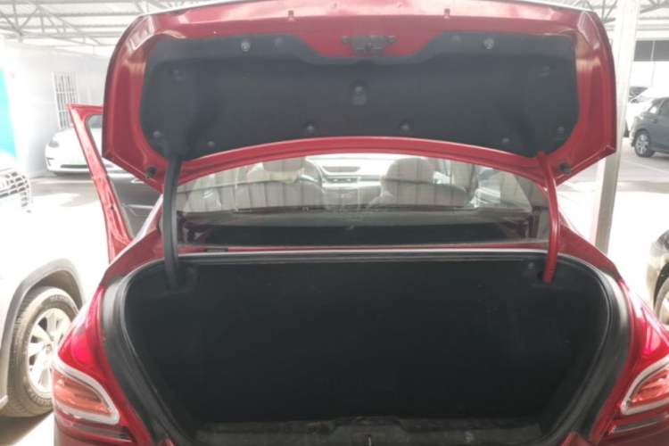 Used Peugeot 308 2014 Enjoyment Edition Classic 1.6L Automatic Fashion Model Trunk