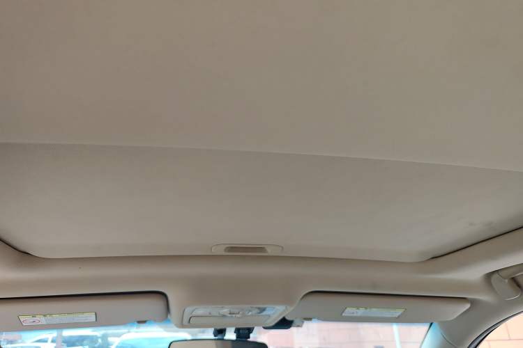 Used CHANGAN Raeton 2013 1.8T Automatic Elite Model China IV Standard
