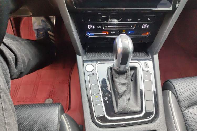 Used Volkswagen Magotan GTE Plug-in Hybrid 2022 GTE Luxury Model
