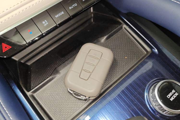 Used Geely Auto Monjaro L 2022 1.5T Thunder Hi·F Plug-in Hybrid Super Rui Vehicle Key