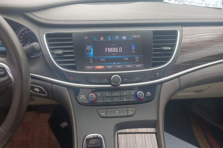 Used Buick LaCrosse 2016 Revised 20T Leading Edition Audio And AC Panel