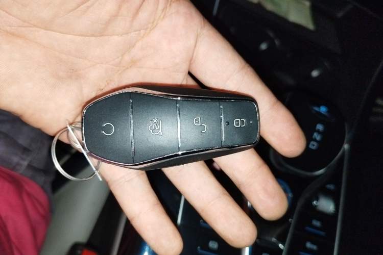 Used BYD Qin PLUS 2021 EV 500KM Luxury Model Vehicle Key