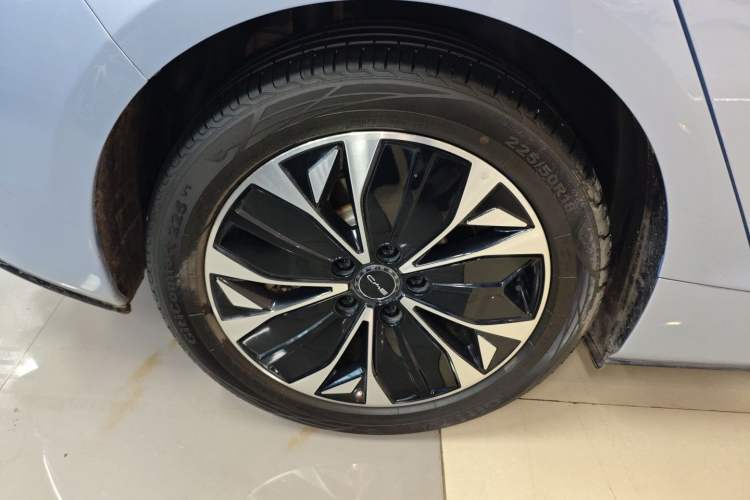 Used BYD Seal 2022 550 km Standard Range Rear-Wheel Drive Elite Version
