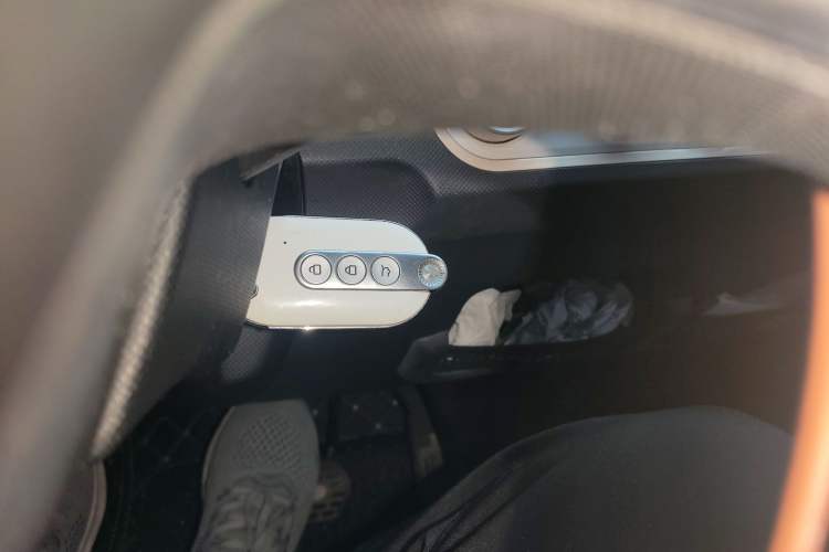 Used Wuling Hongguang MINIEV 2021 Macaron Premium Model – Lithium Iron Phosphate
