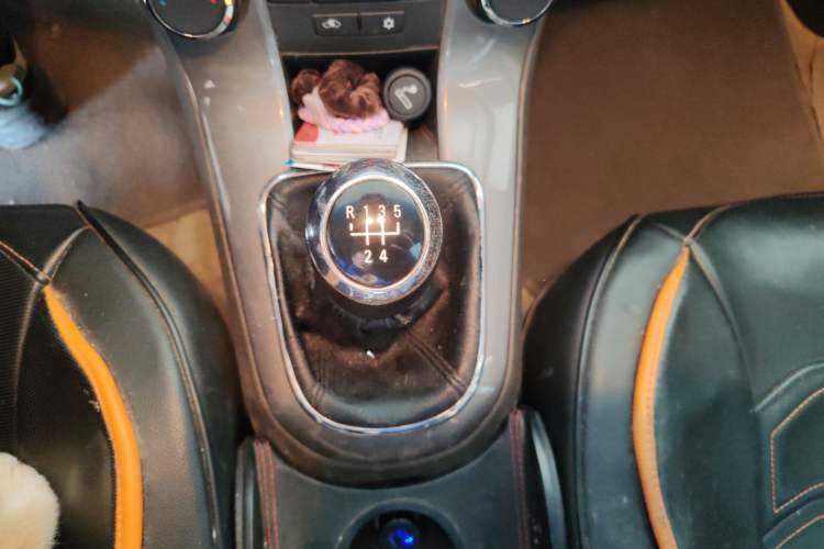 Used Chevrolet Cruze 2015 1.5L Classic SE MT
