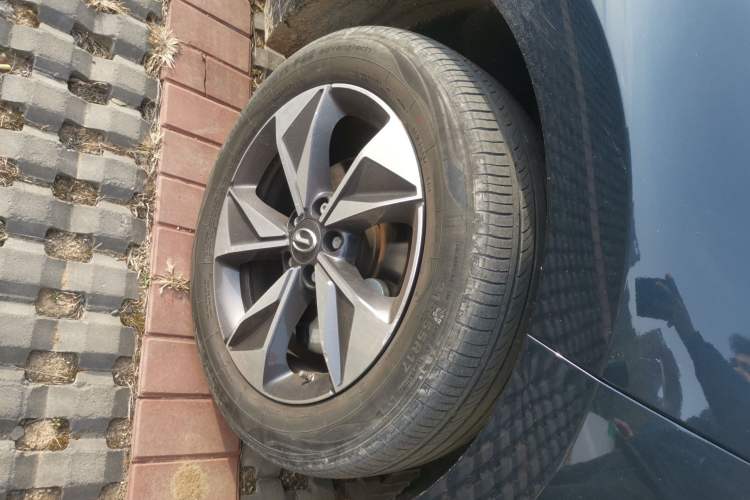 Used GAC Trumpchi M6 2023 PRO 270T DCT Luxury Edition Right Front Wheel Hub