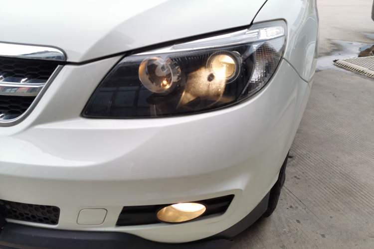 Used BYD S6 2013 Platinum Edition 2.0L Manual Elite Model
