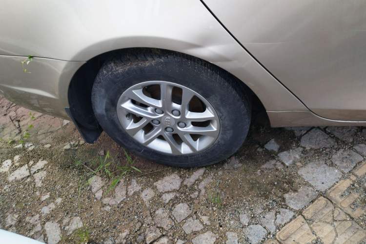 Used Geely Auto Emgrand 2017 Sedan Million Edition 1.5L CVT Upward Connectivity Version
