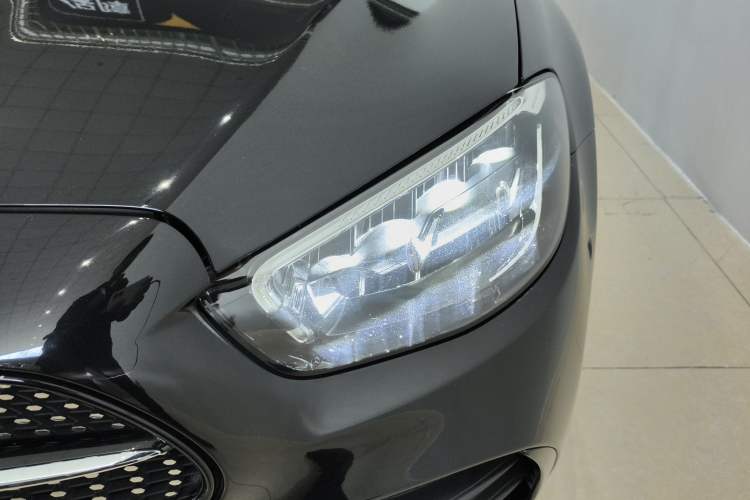 Used Mercedes-Benz E-Class New Energy 2022 Restyled E 350 e L Plug-in Hybrid Sports Sedan Left Front Headlight