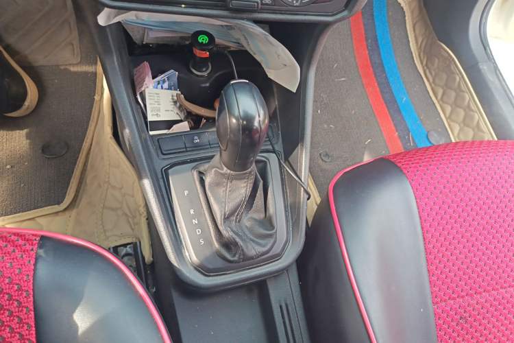 Used Volkswagen Santana 2021 1.5L Automatic Fashion Edition Gear Lever