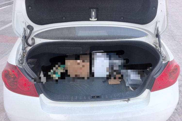 Used Infiniti G Series 2010 G25 Sedan Luxury Sport Edition Trunk