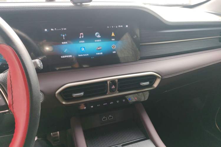 Used JETOUR X90 PLUS 2024 1.6TD DCT Family Fun Edition 7 Seats