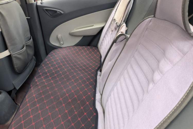 Used Chevrolet Sail 2010 Hatchback 1.2L Manual Warm Edition