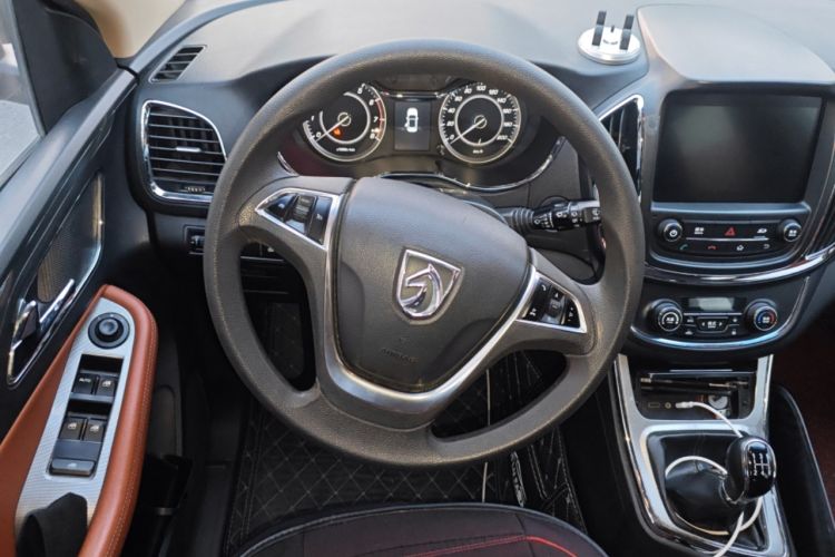 Used Baojun 560 2015 1.8L Manual Elite Edition Steering Wheel