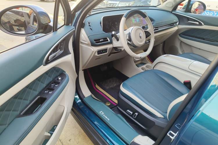 Used ORA Good Cat 2023 401 km Standard Range Prestige Version Lithium Iron Phosphate
