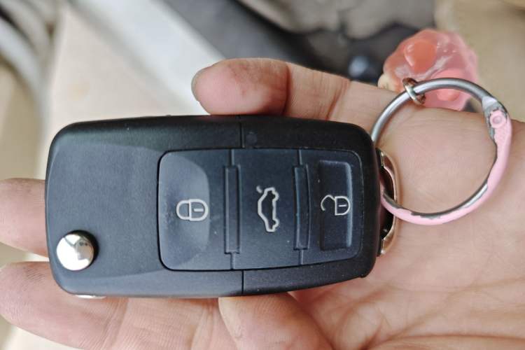 Used Hyundai Verna (older generation) 2010 Sedan 1.4L Automatic Comfort Model GS
