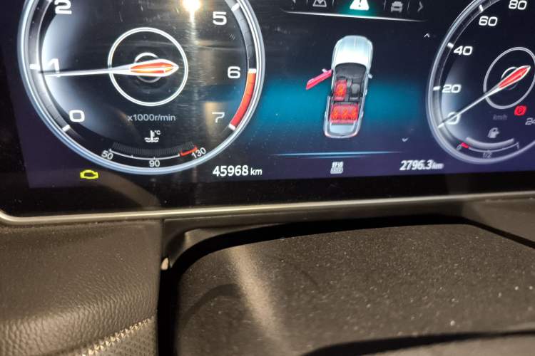 Used Hongqi HS5 2022 Revised Version 2.0T Smart Connect Flagship Edition
