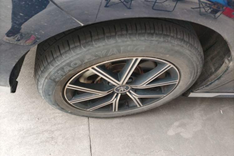 Used BYD Song MAX New Energy 2022 DM-i 105KM Flagship Model Exterior 7