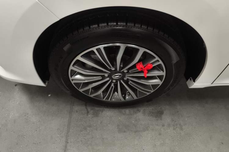 Used GAC Trumpchi M6 2021 270T DCT Elite Edition (7-seater)