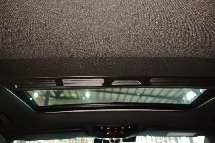 Used Mercedes-Benz GLC Coupe 2018 GLC 200 4MATIC Coupe SUV
