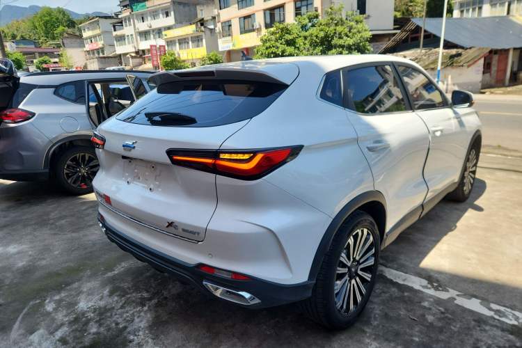 Used CHANGAN OSHAN X5 2021 1.5T DCT Prestige Edition
