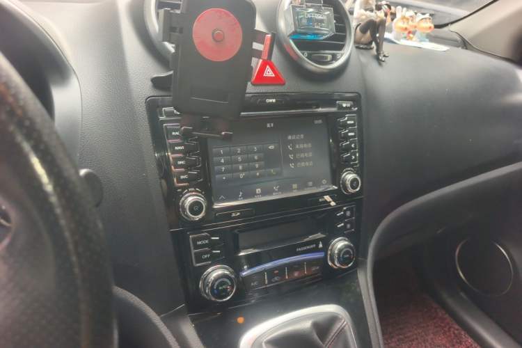 Used Haval H6 2014 Upgraded Model 1.5T Manual Two-Wheel Drive Elite Version
