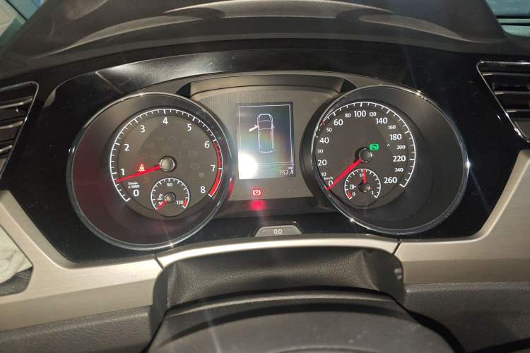 Used Volkswagen Touran 2018 Volkswagen Touran L 280TSI DSG Comfort Edition 7 Seats China V Emission Standard