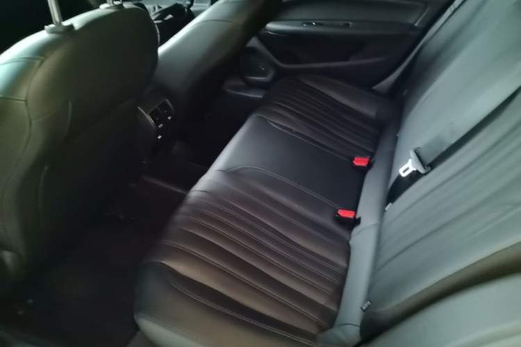 Used Peugeot 408 2022 1.6T Light-Chasing Edition