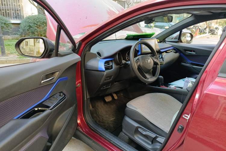 Used Toyota IZOA 2020 2.0L Enjoy Edition