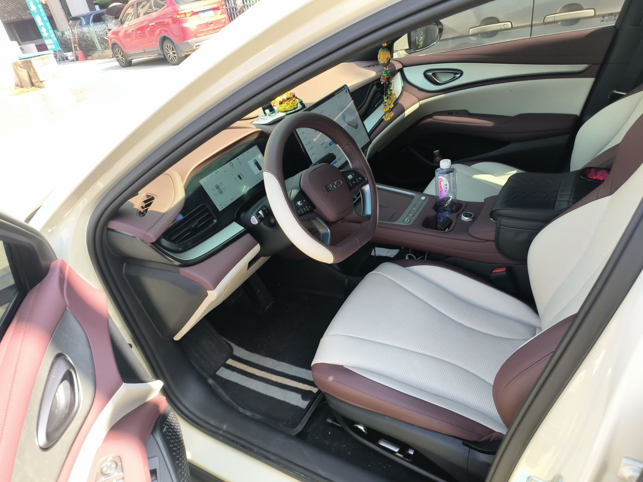 BYD Seal 07 DM-i 2026 DM-i 1.5T 230km Flagship Edition — снимка 16