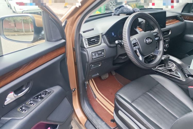 Used Kia KX7 2017 2.0L Automatic 2WD GLS 5-Seater