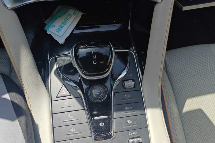 Used BYD Song PLUS New Energy 2021 DM-i 110KM Flagship PLUS 5G Edition Gear Lever