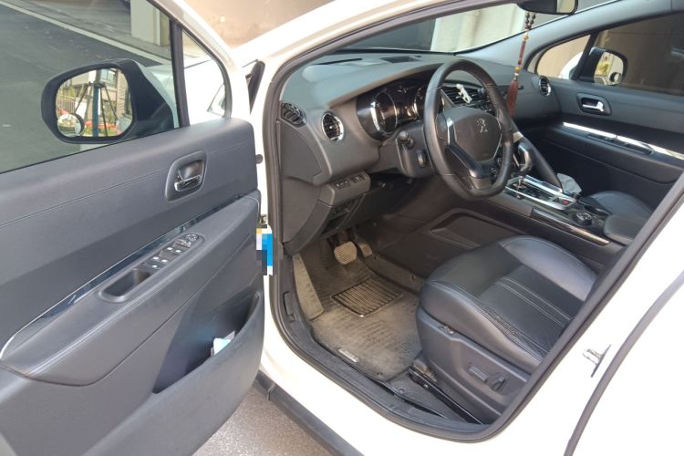 Used Peugeot 3008 2015 1.6THP Automatic Prestige Edition Driver Seat