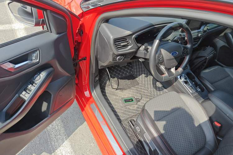 Used Ford Focus 2020 Sedan EcoBoost 180 Automatic ST Line
